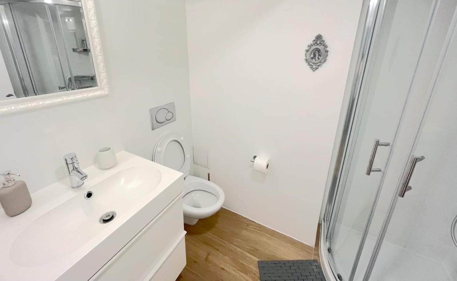 Valetier Apartments Любляна Екстериор снимка